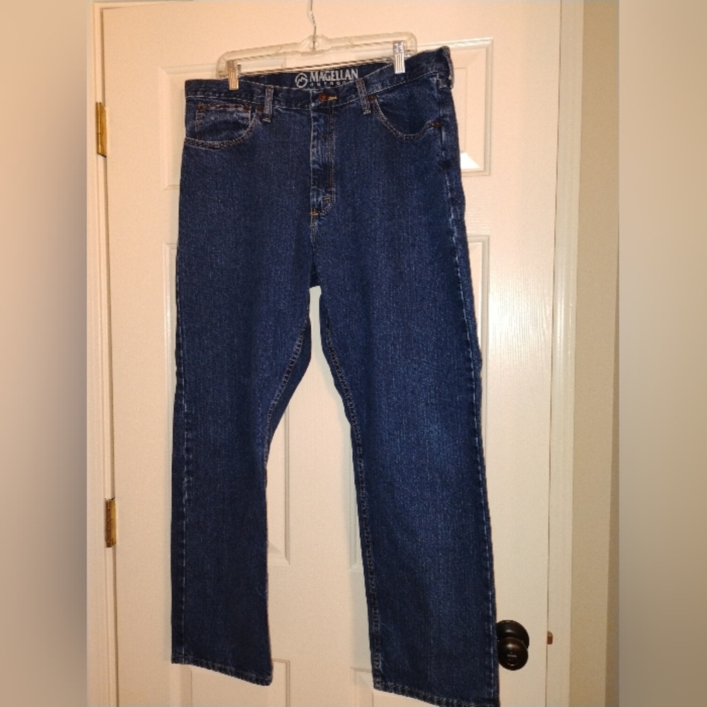 Magellan Outdoors Men's Dark Blue Jeans